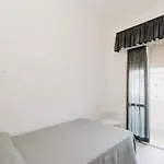 Сasa de vacaciones Casa Giallo - In Downtown 50 Meters From The Sea *