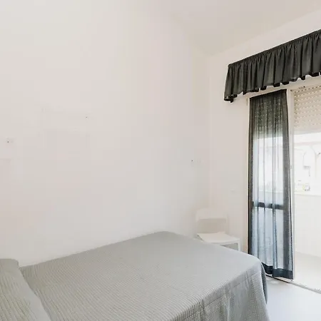 Nyaraló Casa Giallo - In Downtown 50 Meters From The Sea *