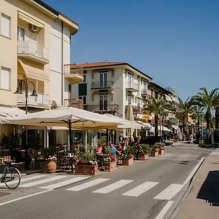 Holiday home Casa Giallo - In Downtown 50 Meters From The Sea *