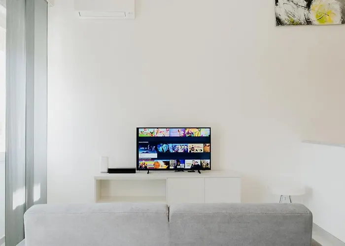 Holiday home Casa Giallo - In Downtown 50 Meters From The Sea