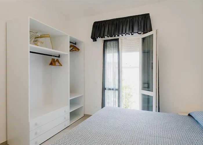 Holiday home Casa Giallo - In Downtown 50 Meters From The Sea *